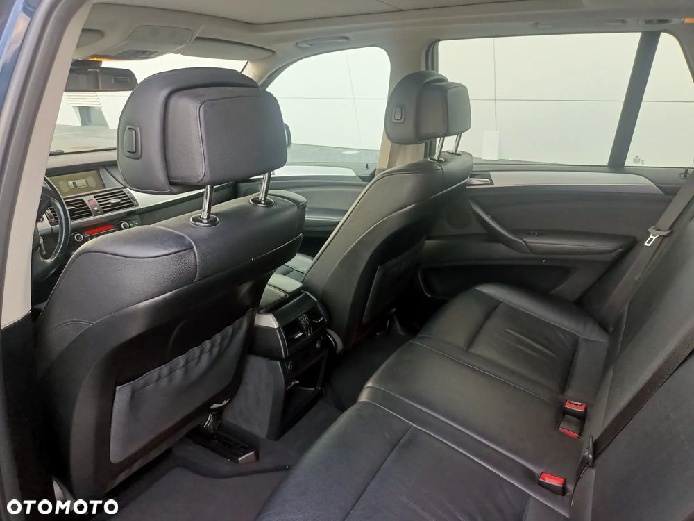 BMW X5 xDrive30d - 27