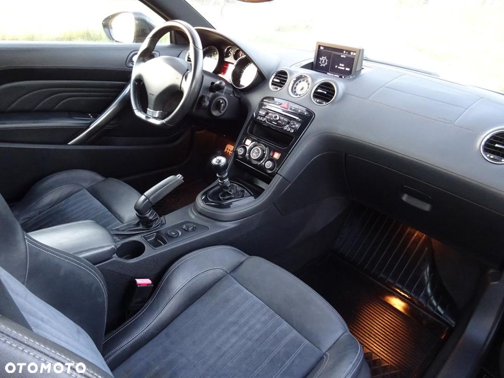 Peugeot RCZ 2.0 HDi FAP 165 - 8