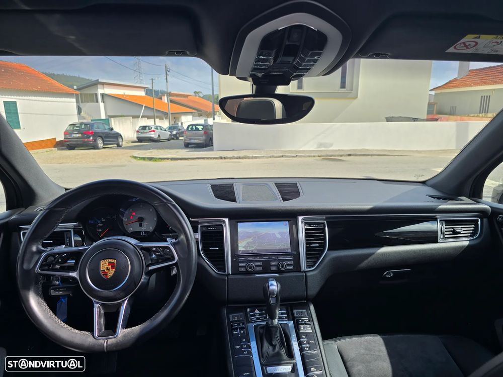 Porsche Macan S - 24