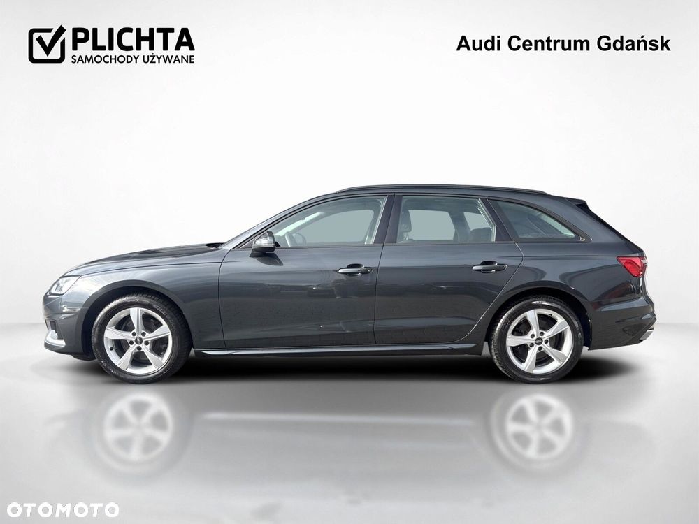 Audi A4 2022 photo 2