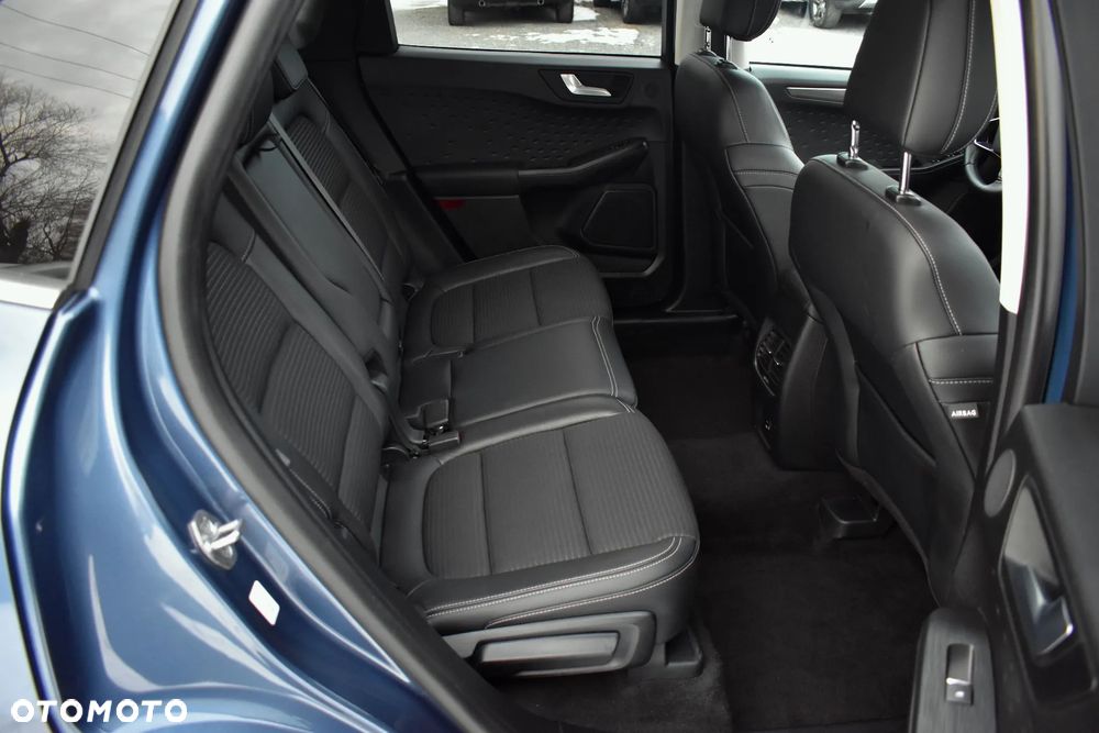 Ford Kuga 2.0 EcoBlue 4x4 TITANIUM X - 35