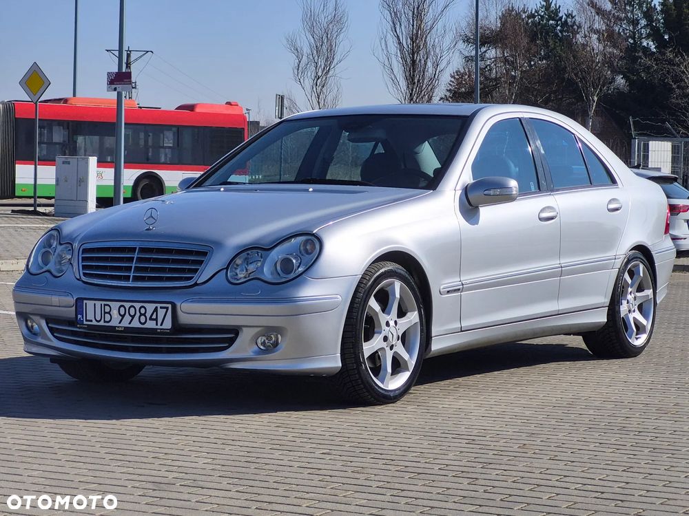 Mercedes-Benz Klasa C 180 Kompressor Automatik Elegance Sport Edition - 1