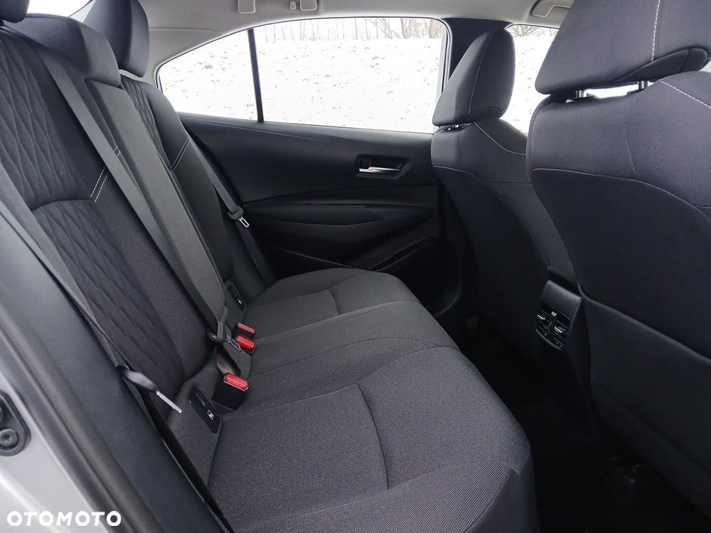Toyota Corolla - 11