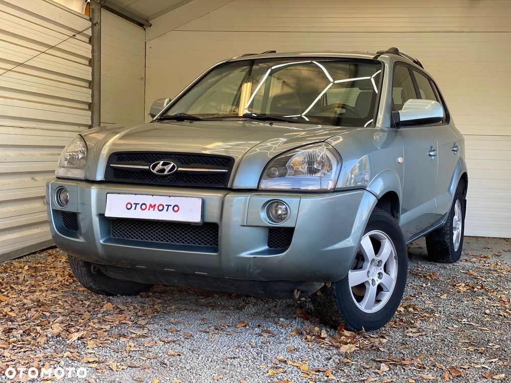 Hyundai Tucson 2.0 Comfort 2WD - 31