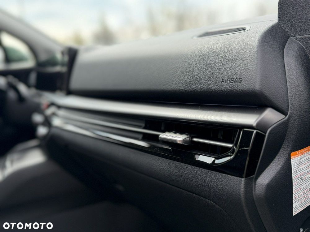 Kia Sportage 1.6 T-GDI HEV Business Line 2WD - 23