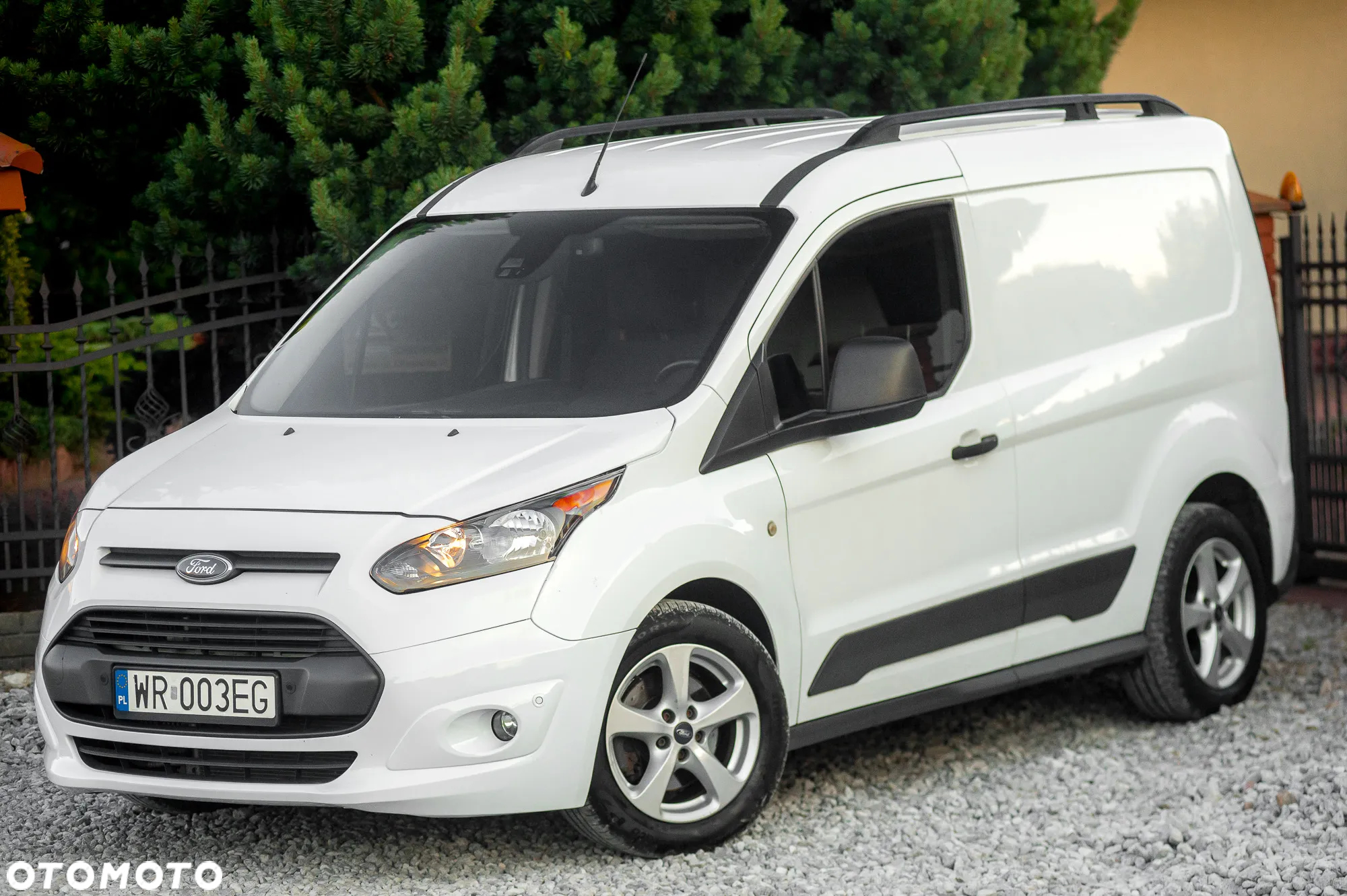 Ford Tourneo Connect 1.5 TDCi Start-Stop Titanium - 6