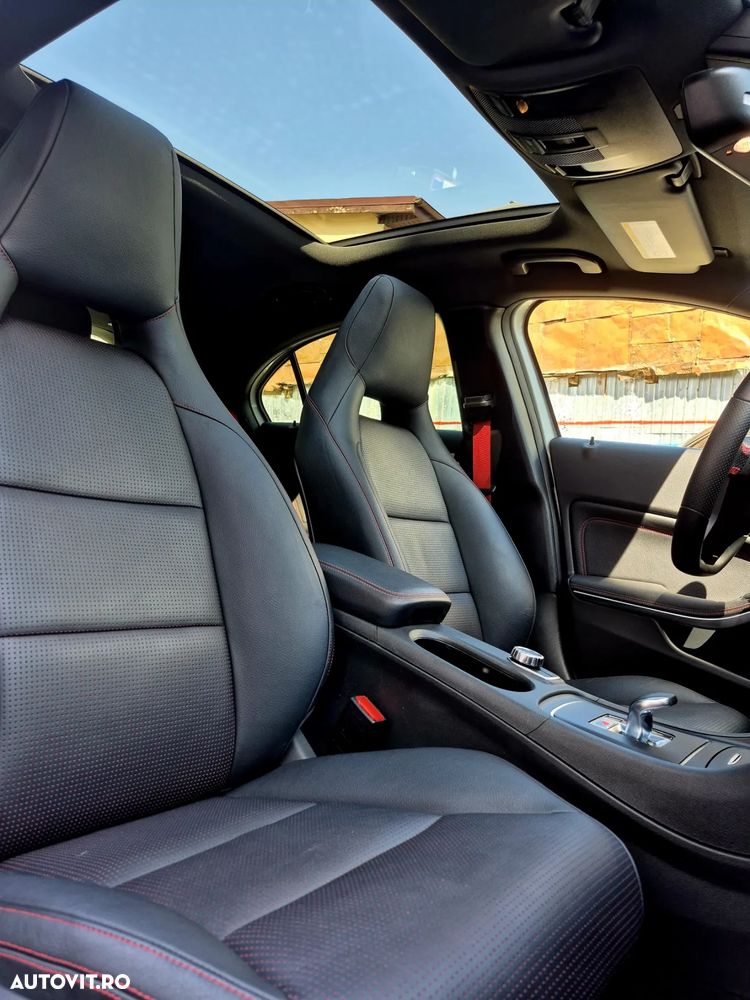 Mercedes-Benz A 45 AMG 4Matic AMG Speedshift 7G-DCT - 27