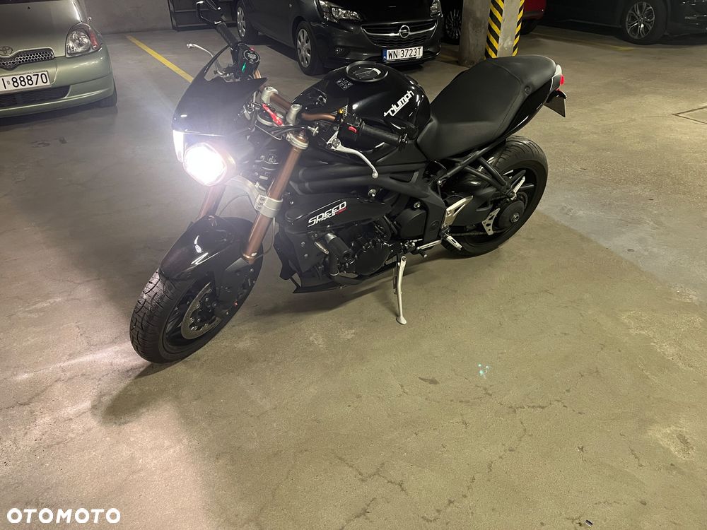 Triumph Speed Triple - 16