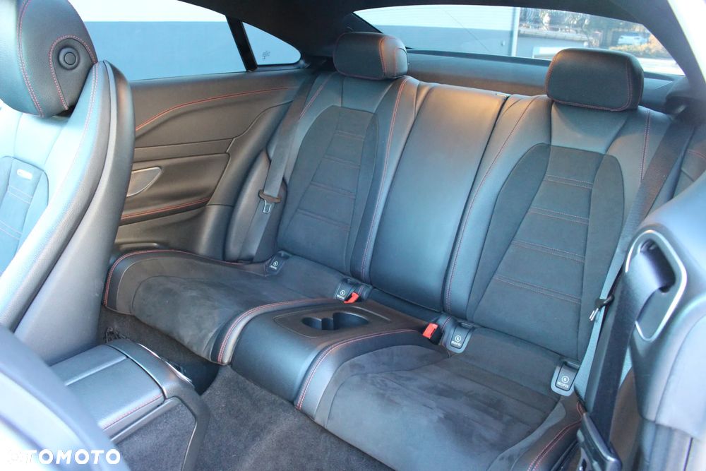 Mercedes-Benz Klasa E AMG 53 4Matic+ AMG Speedshift TCT-9G - 30