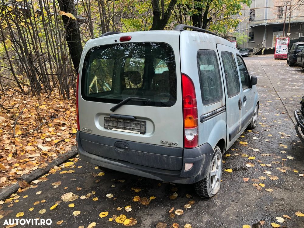 Dezmembrez Renault Kangoo 2005 gri argintiu 1,5 dci - 8