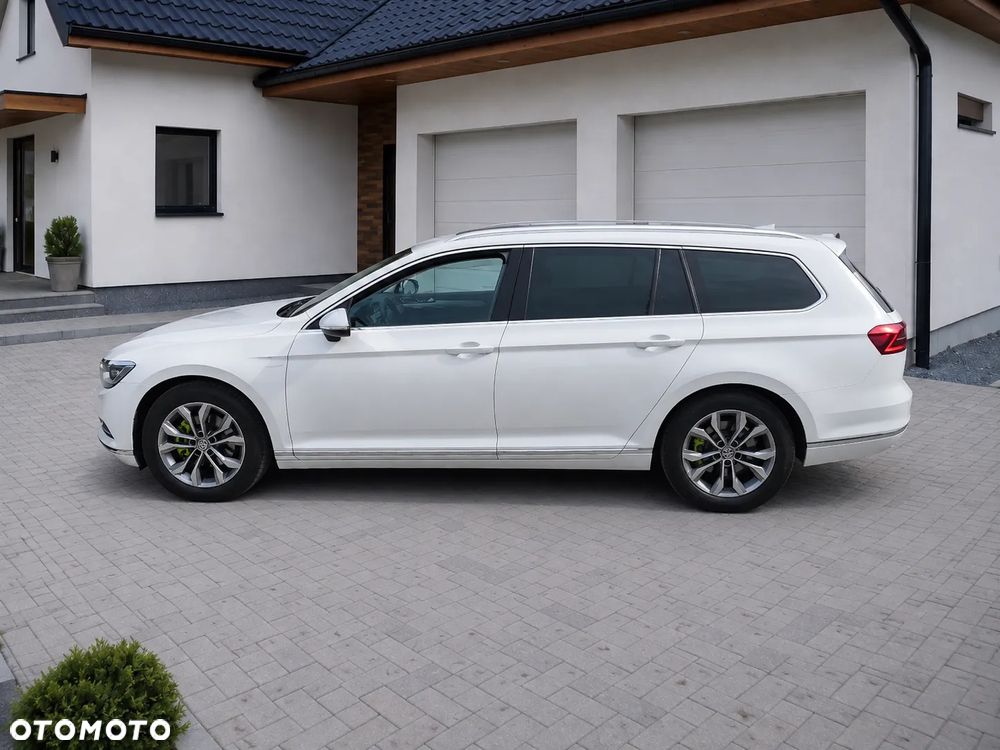 Volkswagen Passat 2.0 TDI SCR DSG Highline - 2