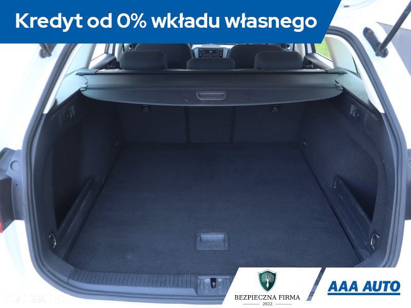 Volkswagen Passat Variant - 14