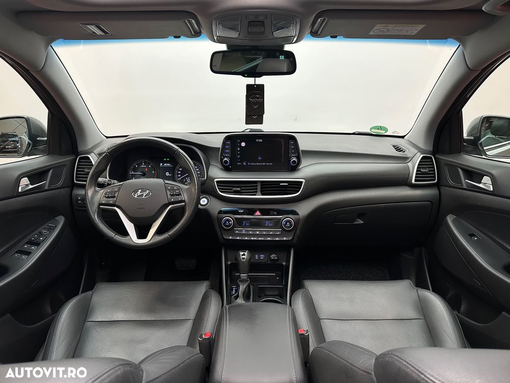 Hyundai Tucson 2.0 CRDI 4WD Automatik Premium - 11