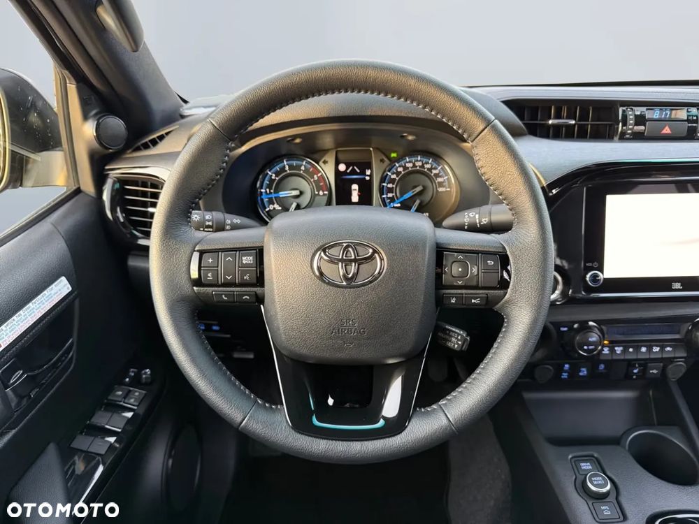 Toyota Hilux 2.8 D-4D Double Cab Invincible 4x4 - 15