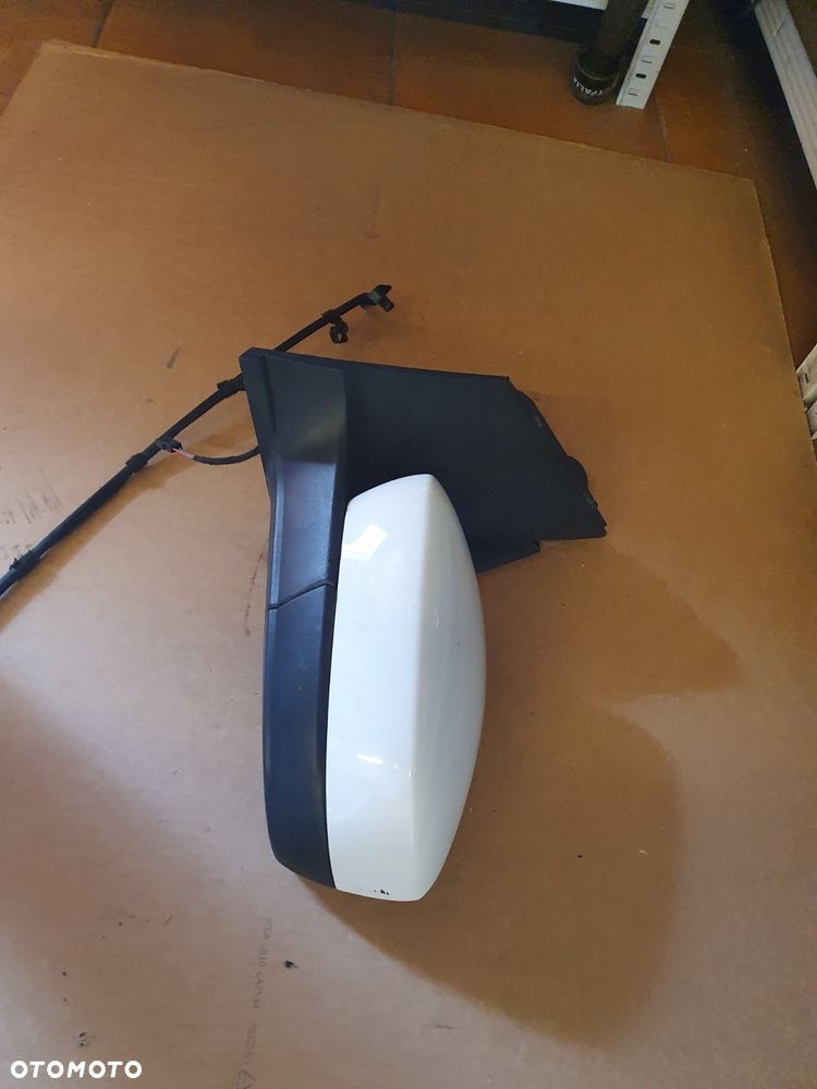 LUSTERKO LEWE VW UP 7+2 PIN KOD LAKIERU LB9A EUROPA - 2