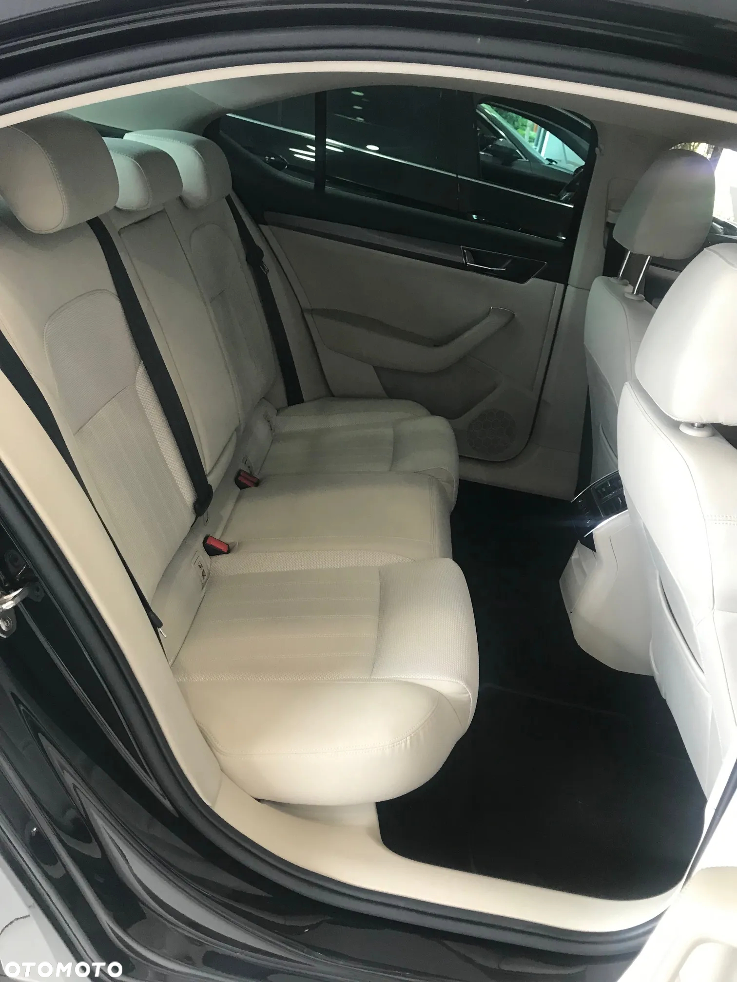 Skoda Superb 1.5 TSI ACT Style DSG - 15