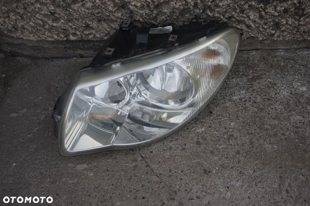 LAMPA PRZEDNIA LEWA GRAND VOYAGER IV 05r - 4