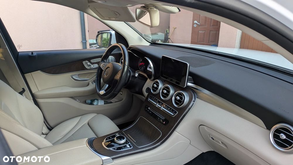 Mercedes-Benz GLC 300 4-Matic - 18