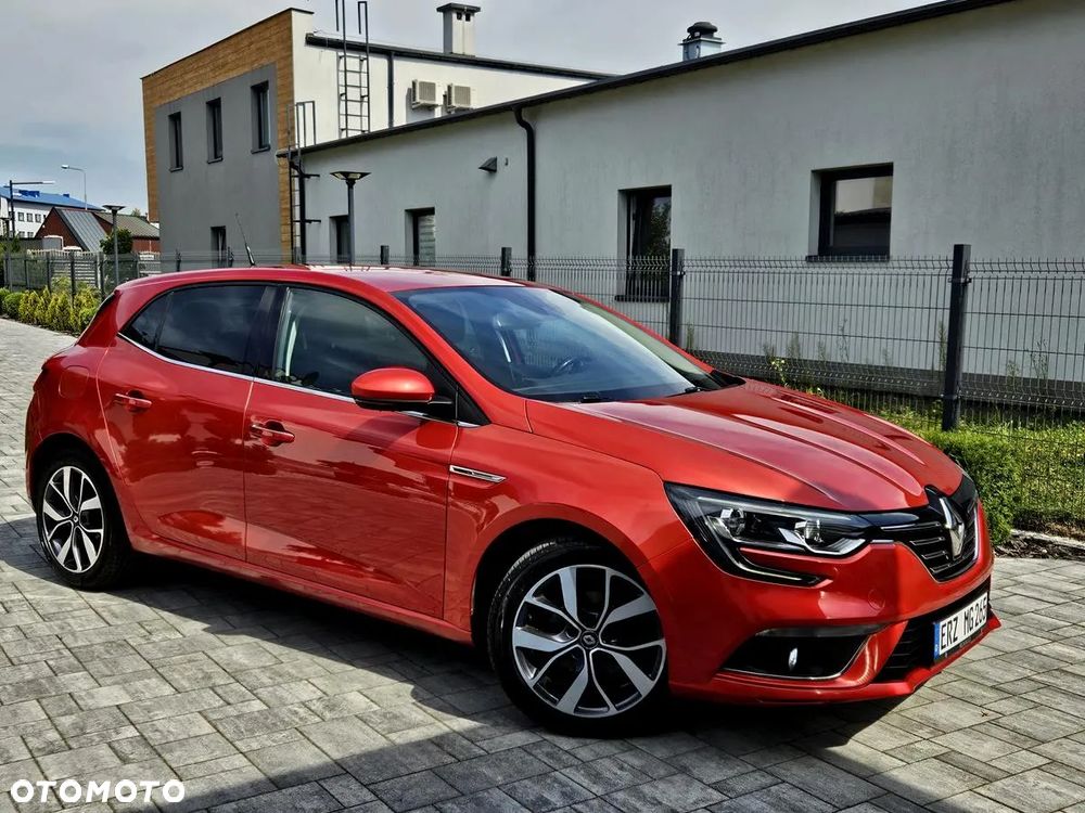 Renault Megane ENERGY TCe 130 Start & Stop Bose Edition - 14