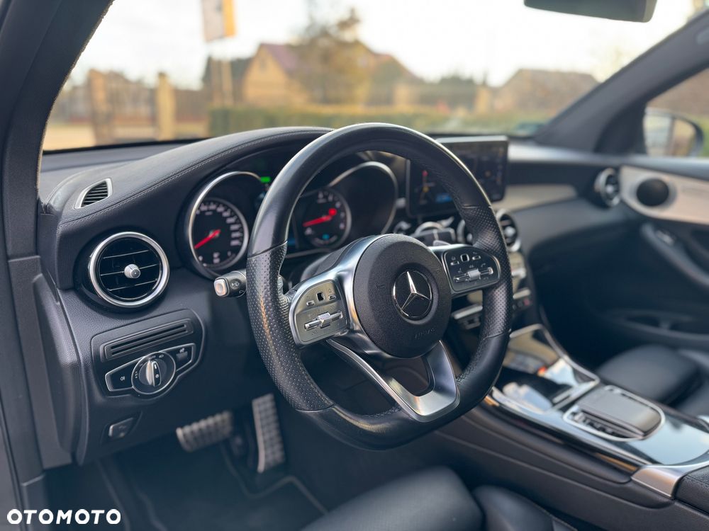 Mercedes-Benz GLC 300 e 4-Matic - 14