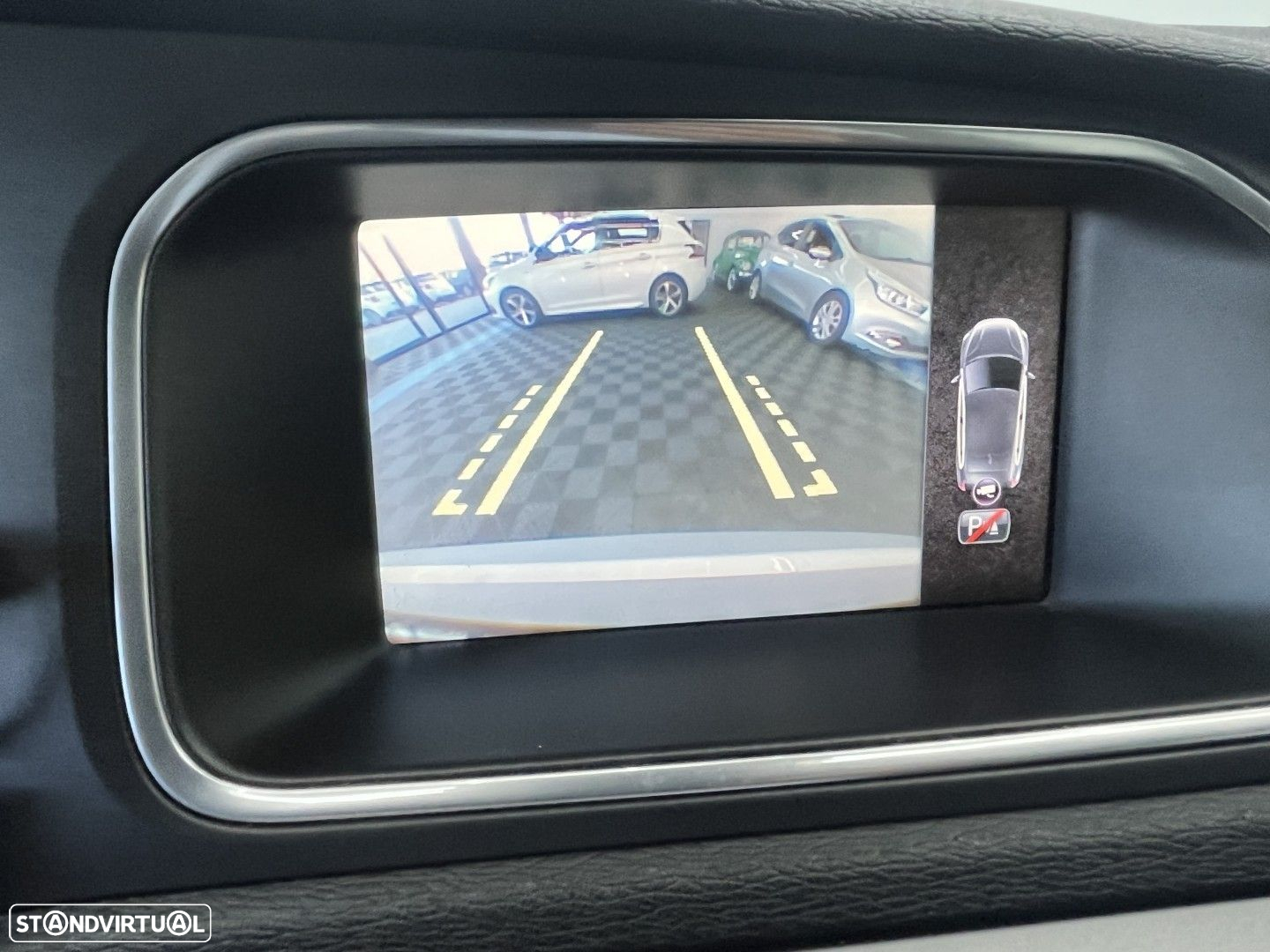 Volvo V40 1.6 D2 Eco Momentum - 18