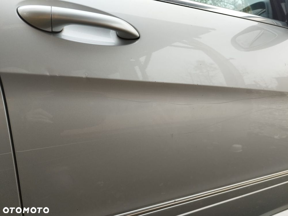 Mercedes-Benz Klasa R 320 CDI L 4Matic 7G-TRONIC DPF - 17