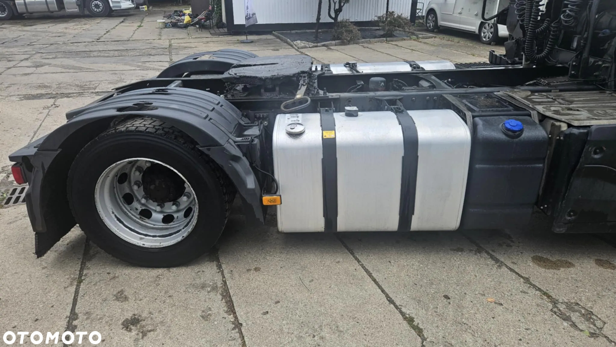 Renault GAMA-T 460 - 11