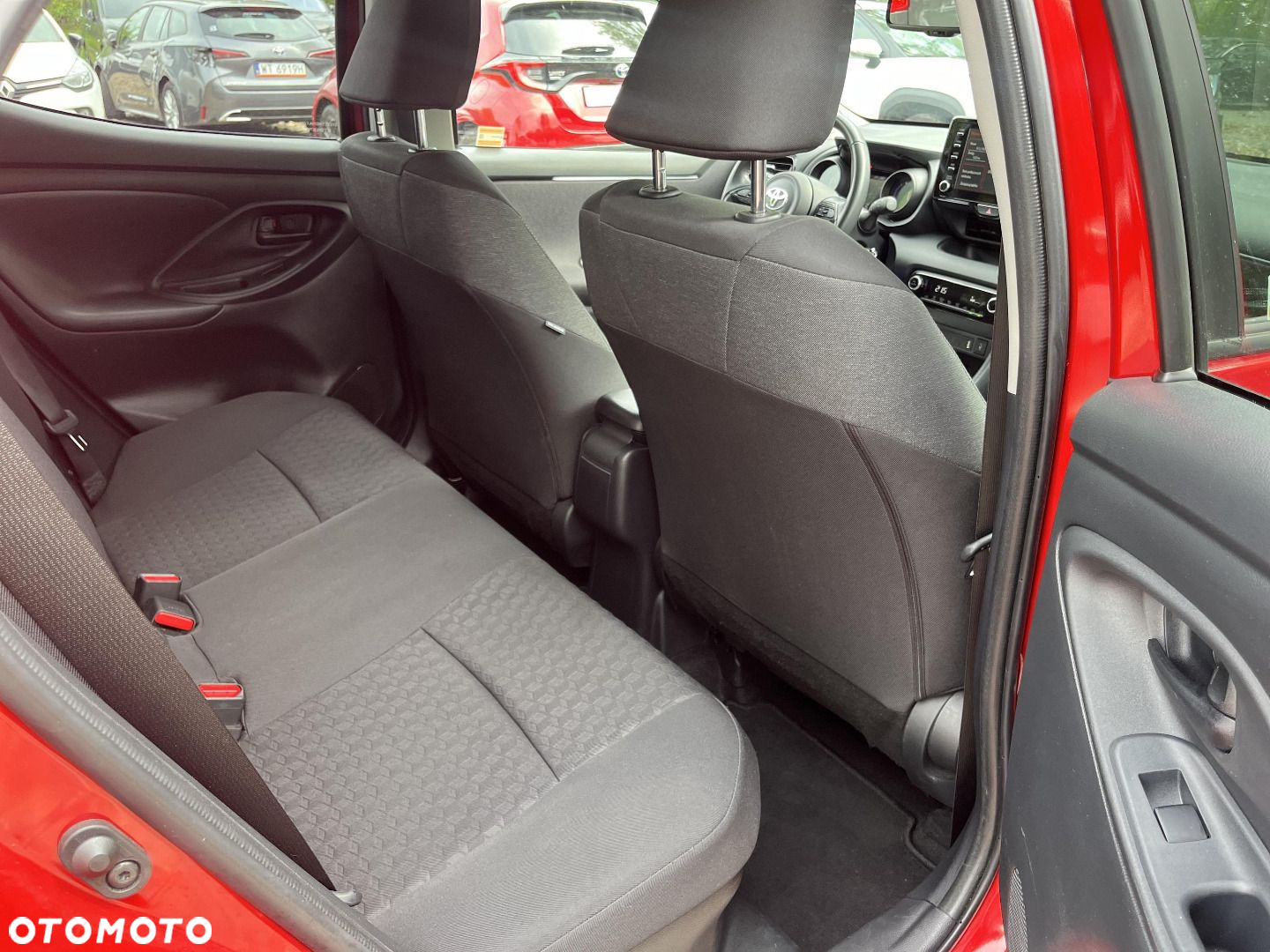 Toyota Yaris - 24