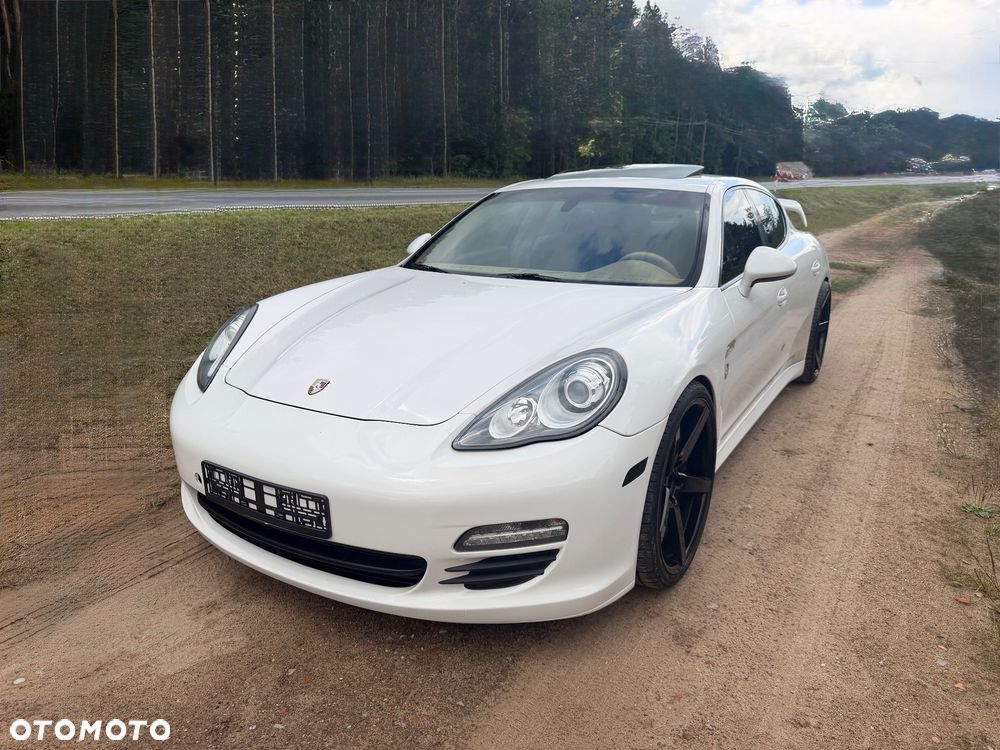 Porsche Panamera 4 PDK - 6