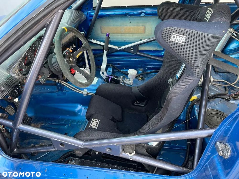 BMW M3 Standard - 3