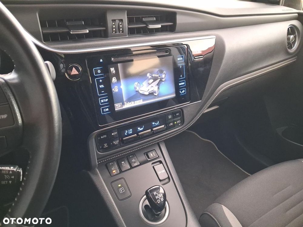 Toyota Auris - 20