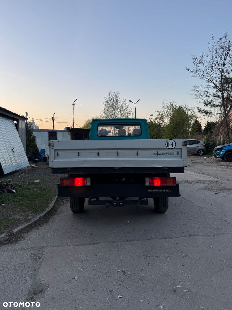 Mercedes-Benz Sprinter - 10