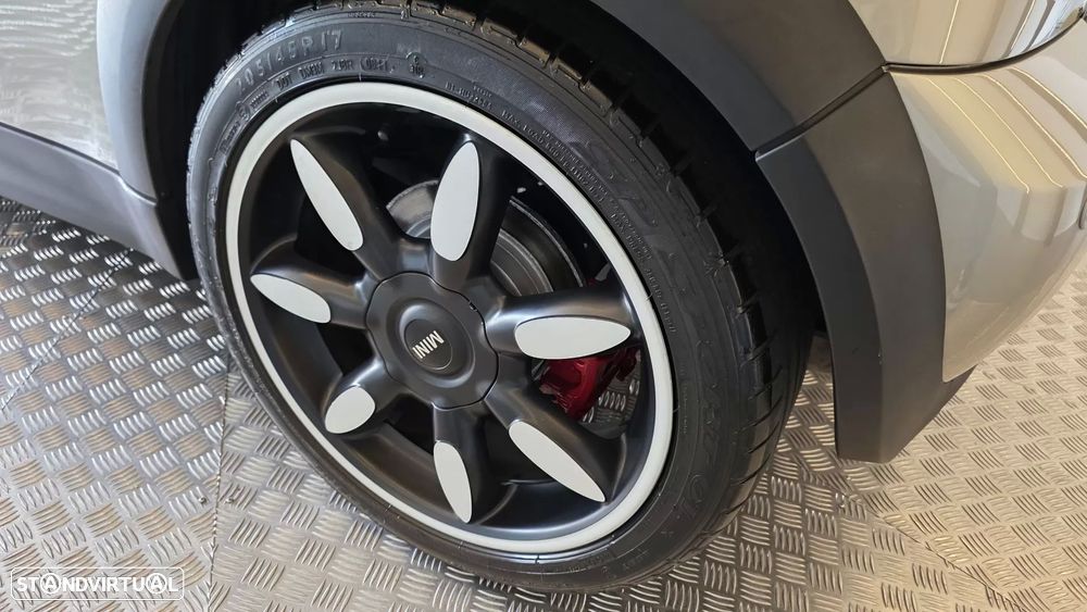 MINI Cabrio Cooper S Sidewalk - 33