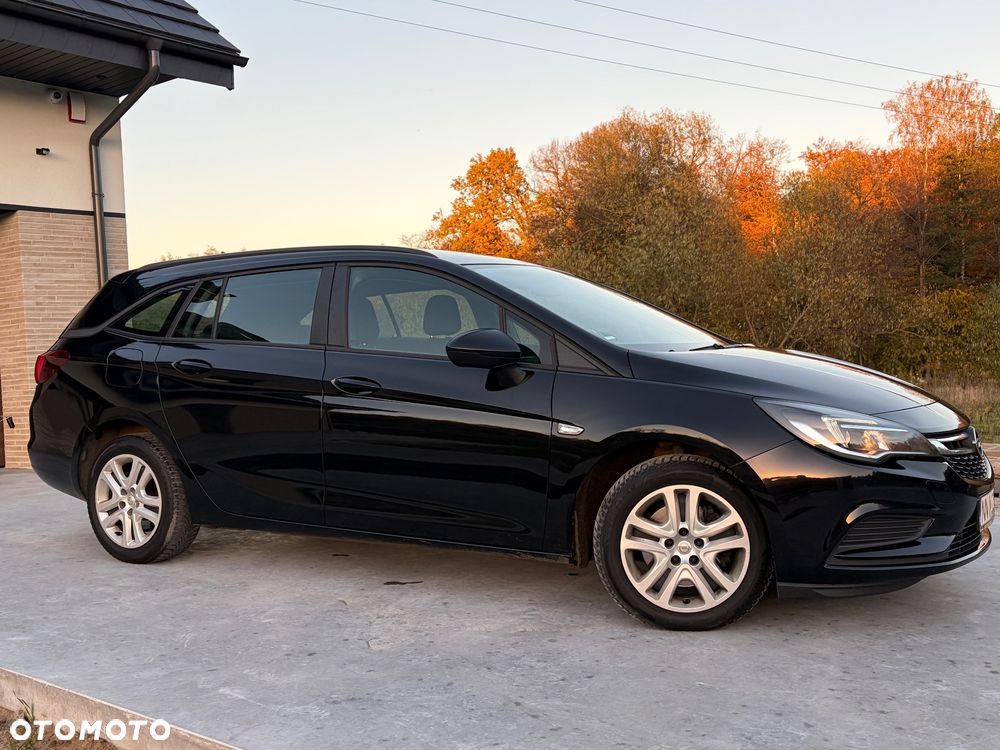 Opel Astra - 4