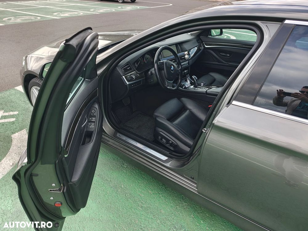 BMW Seria 5 525d xDrive AT - 14