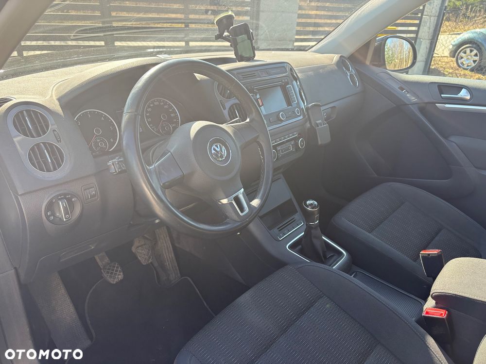 Volkswagen Tiguan 2.0 TDI SCR BlueMotion Technology Sport & Style - 9