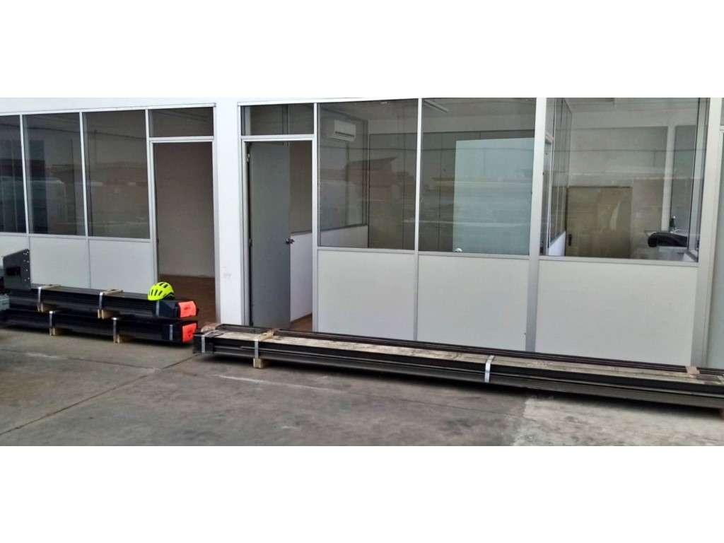 Armazém c/ 285 m2 para arrendamento na Maia - Grande imagem: 5/12