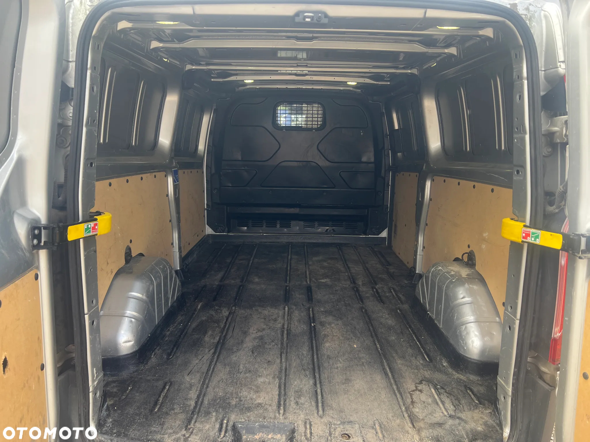 Ford TRANSIT CUSTOM LONG - 15