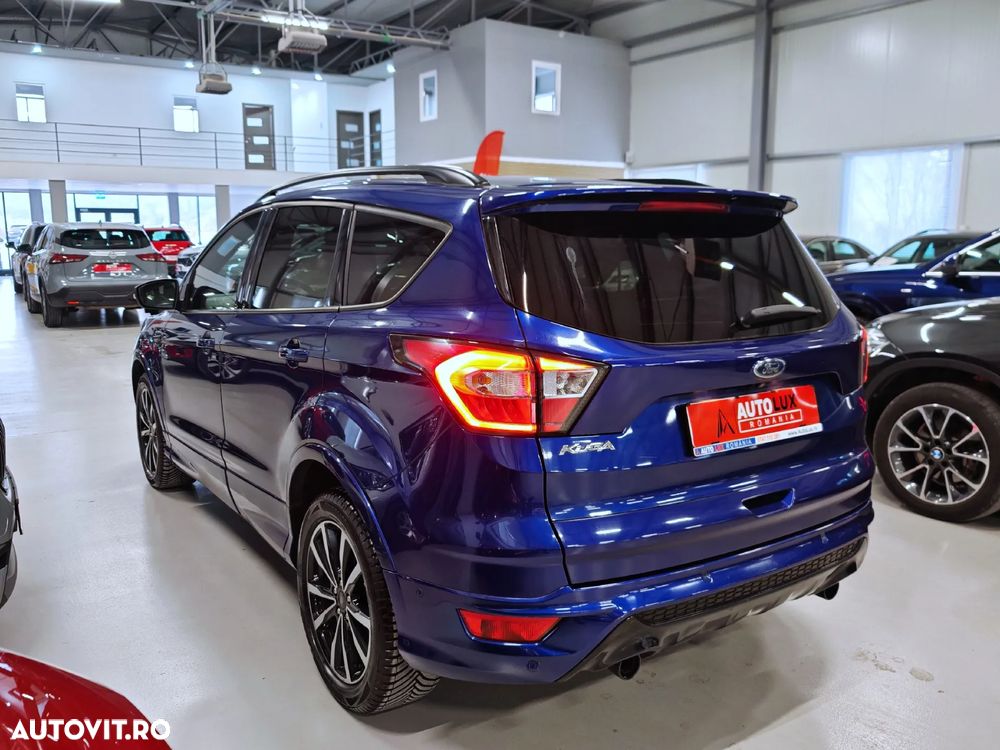 Ford Kuga 1.5 TDCi 2x4 Aut. ST-Line - 5