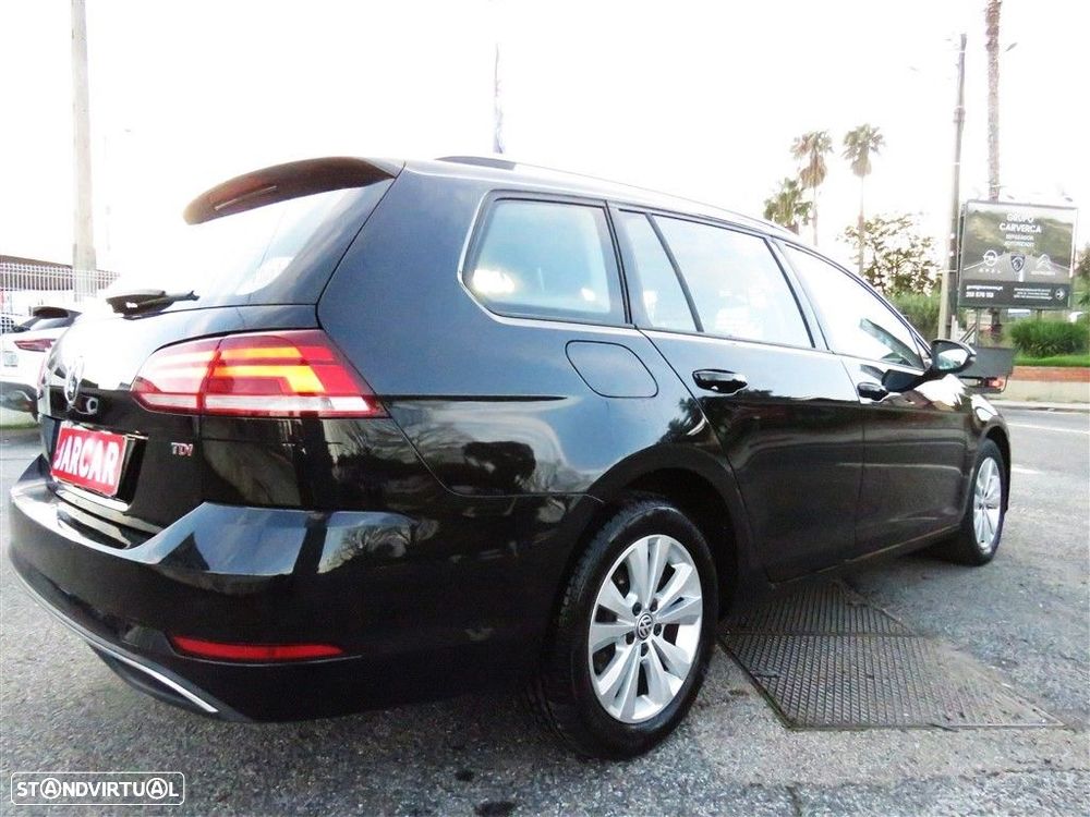 VW Golf Variant 1.6 TDi Confortline - 8