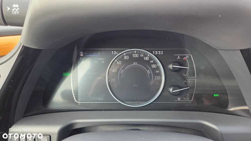 Lexus ES 300h Prestige - 10
