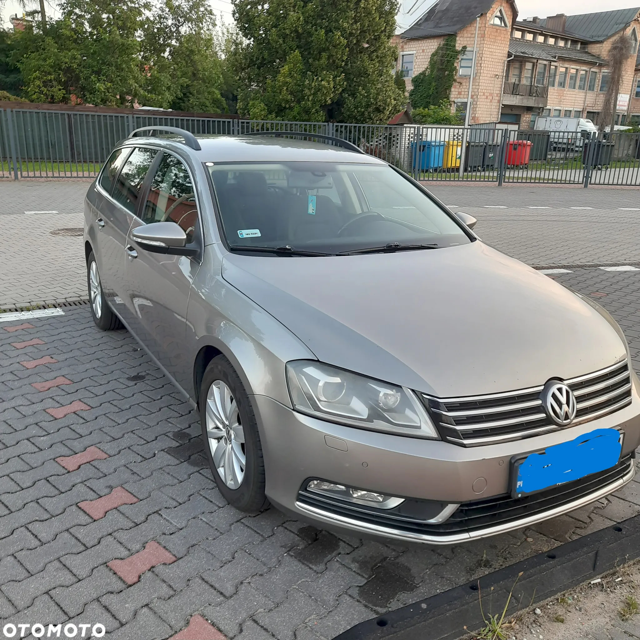 Volkswagen Passat 2.0 TDI Comfortline DSG - 5