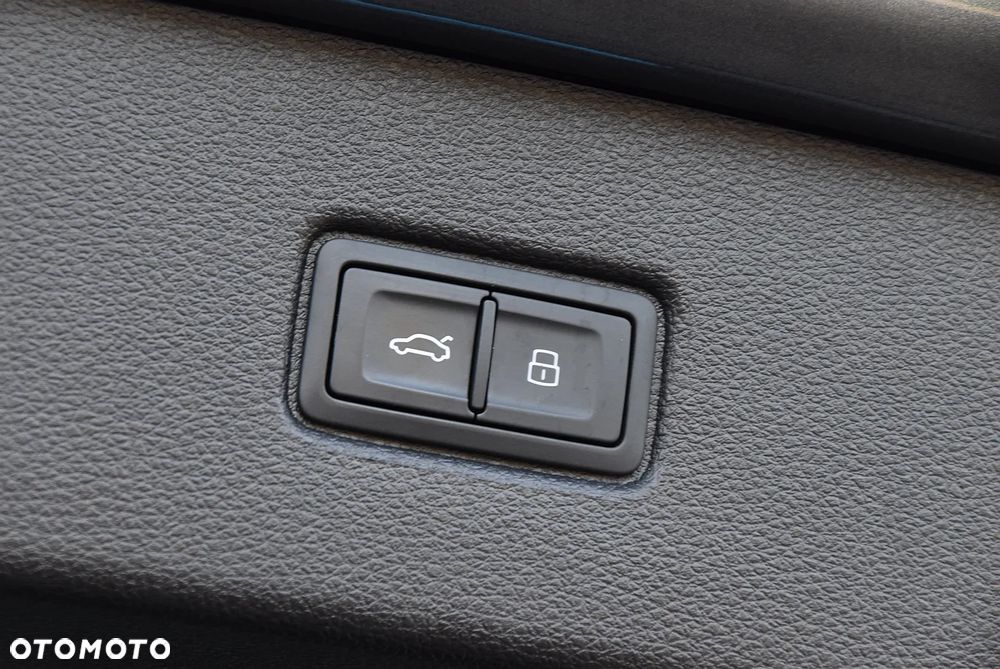 Audi Q7 50 TDI quattro tiptronic S line - 22