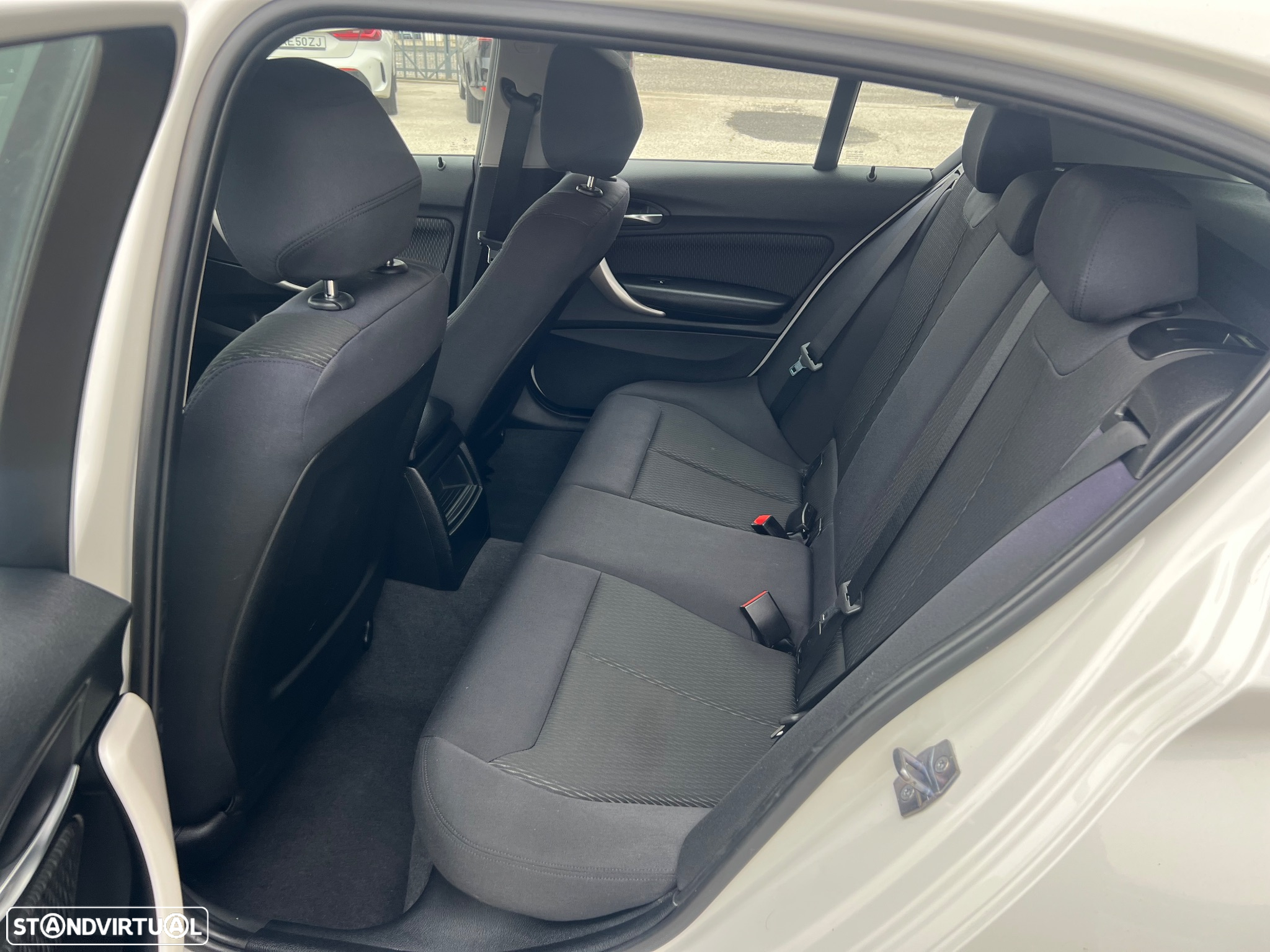 BMW 116 d EDynamics Line Urban - 15