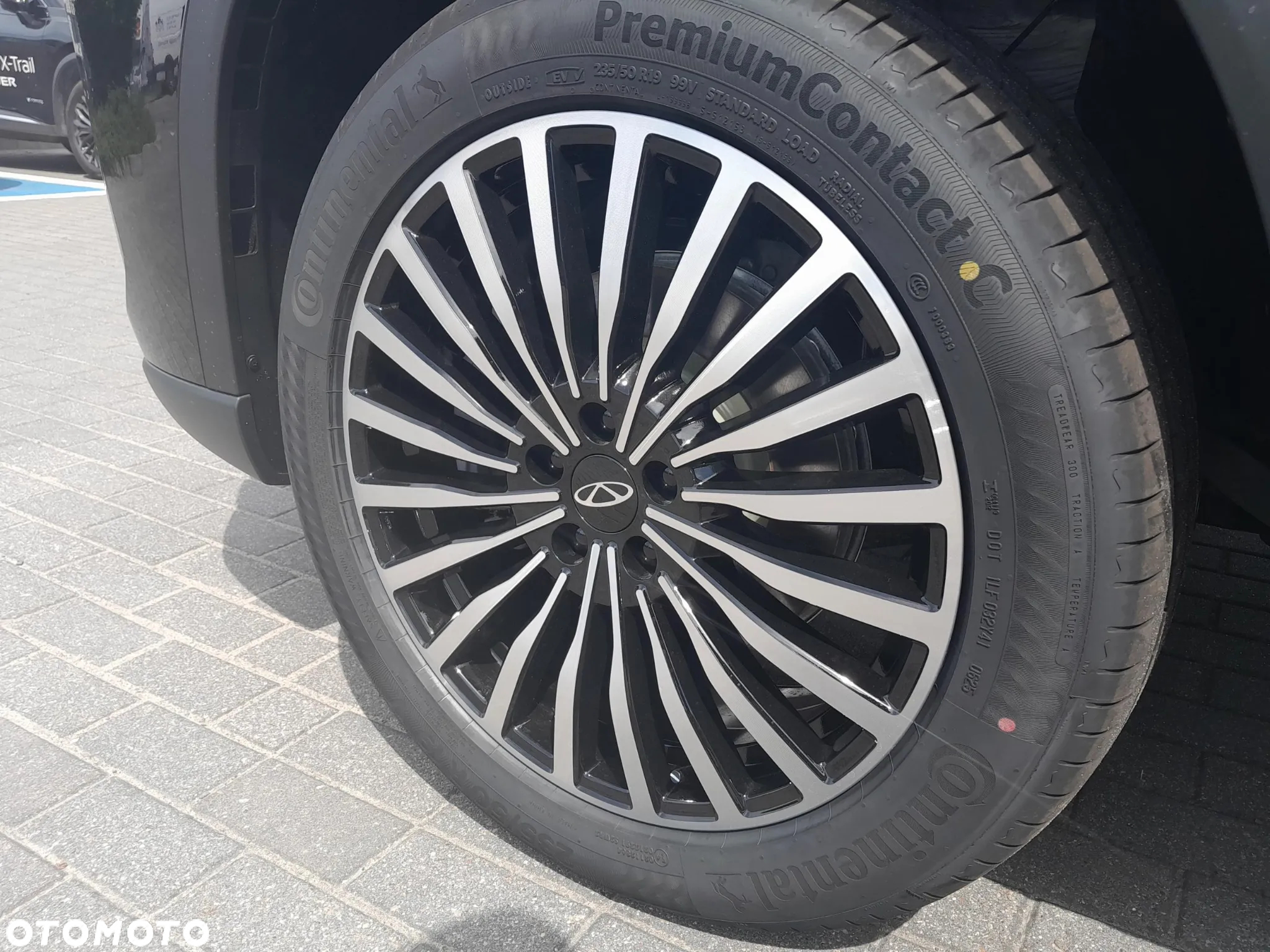 Chery Tiggo 8 - 10