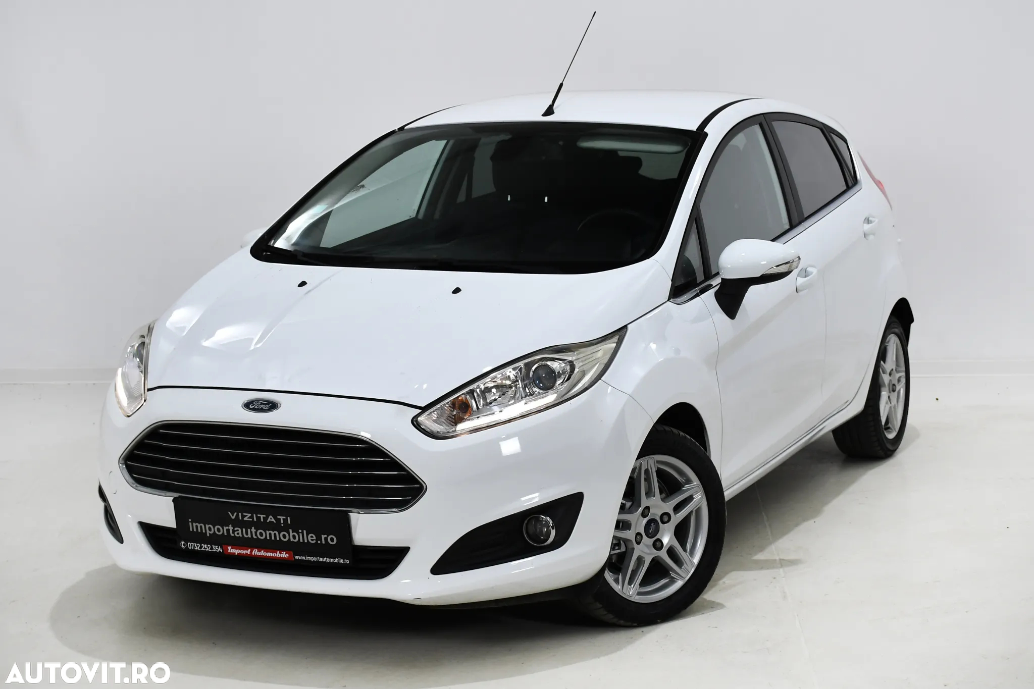 Ford Fiesta 1.0 EcoBoost S&S Aut. ACTIVE - 2