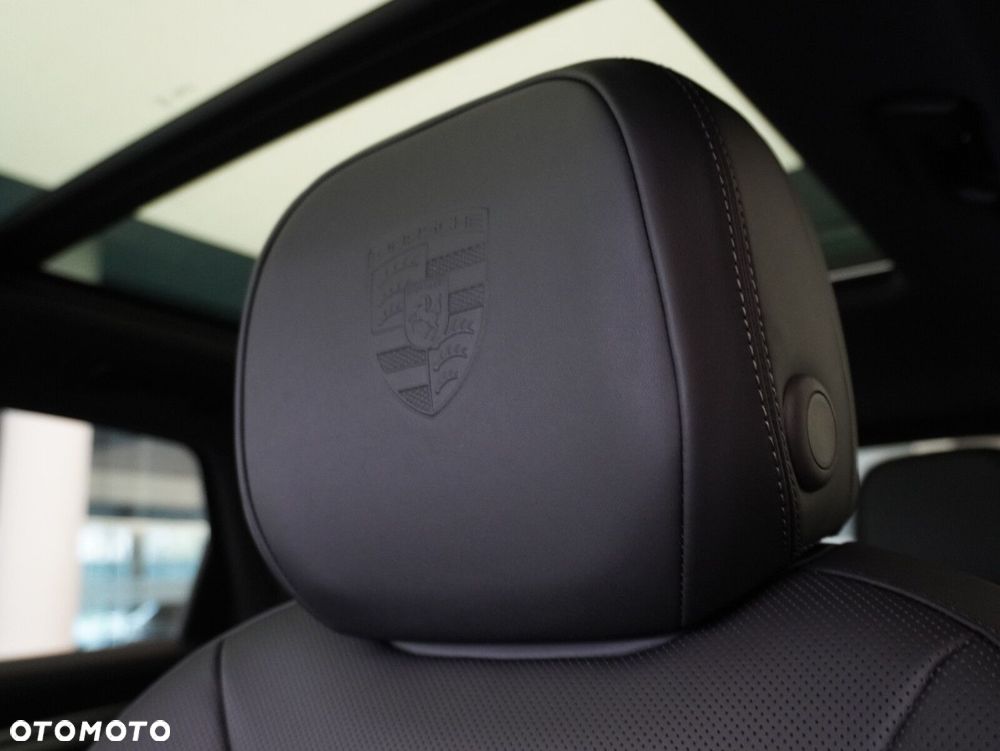 Porsche Cayenne Black Edition - 25