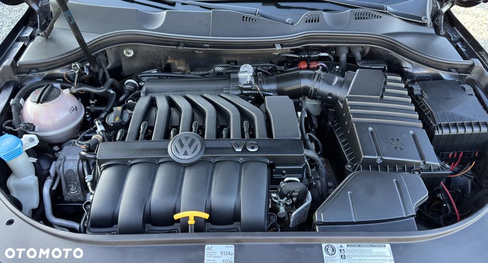 Volkswagen Passat 3.6 V6 4Motion DSG Highline - 36