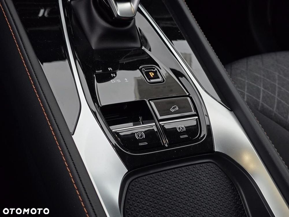 MG HS 1.5T HEV+ Excite - 30