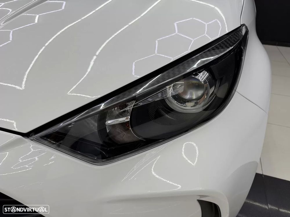 Toyota Yaris 1.0 VVT-i Comfort Plus — fotografia 12